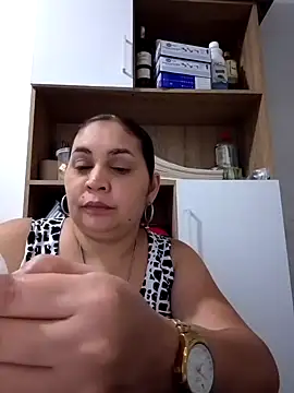 Snapshot of MirandaSoto chatting on 02.01.25 MirandaSoto online show from 02.01.25