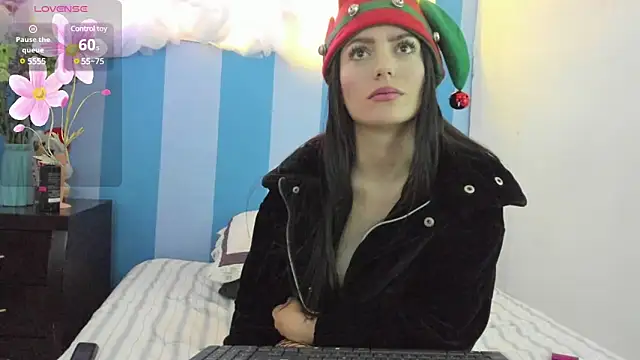 britny clouds online show from 12.04.24