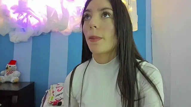 britny clouds online show from 12.08.24