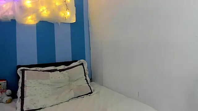 britny clouds online show from 12.24.24