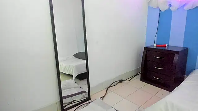 britny clouds online show from 12.28.24