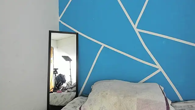 britny clouds online show from 01.25.25