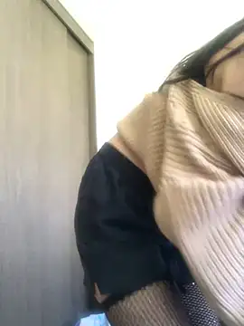 britny clouds online show from 03.12.25