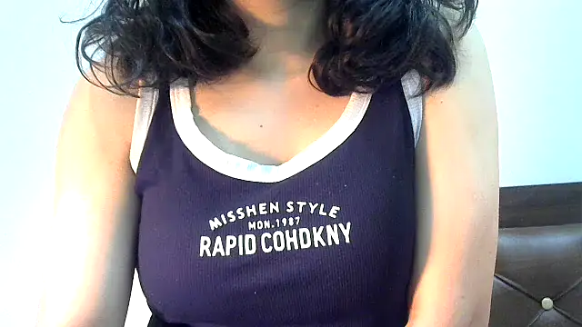 Snapshot of phuljhadi chatting on 02.04.25 phuljhadi online show from 02.04.25