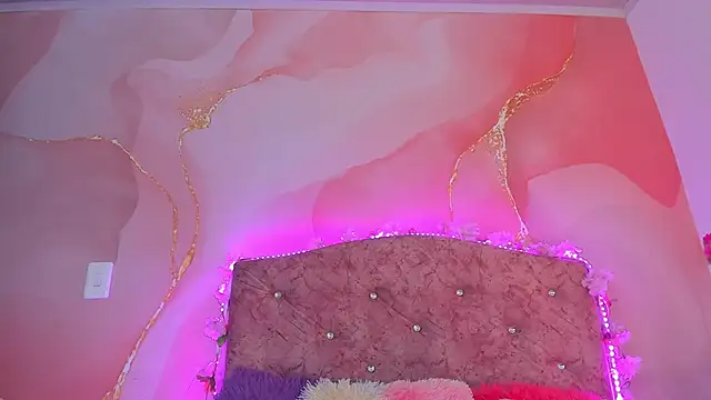 Snapshot of Bella__sweet chatting on 01.14.25 Bella sweet online show from 01.14.25