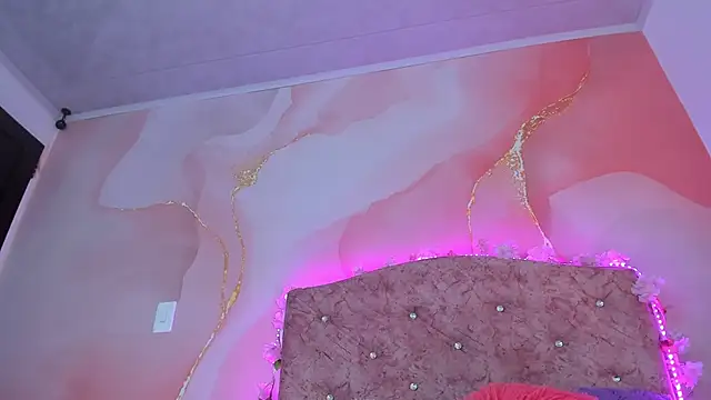 Snapshot of Bella__sweet chatting on 01.27.25 Bella sweet online show from 01.27.25