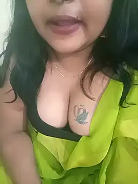 Snapshot of Ashwini_Gowda_91 chatting on 12.21.24 Ashwini Gowda 91 online show from 12.21.24