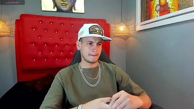 Snapshot of Cerokershelby chatting on 02.13.25 Cerokershelby online show from 02.13.25