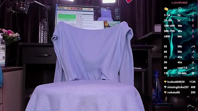 Raissa sky26 online show from 12.28.24