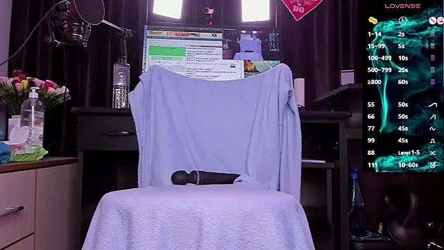 Raissa sky26 online show from 01.06.25