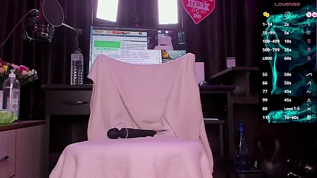 Raissa sky26 online show from 01.09.25