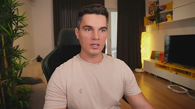 Snapshot of billypassion chatting on 09.11.25 billypassion online show from 09.11.25