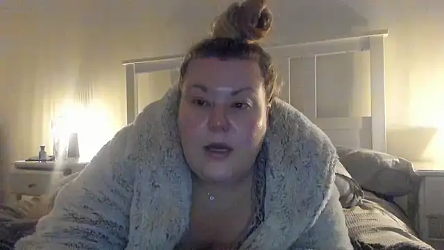 Busty-BBW-Emilie online show from 01.26.25