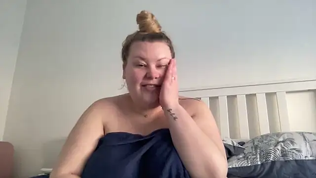 Busty-BBW-Emilie online show from 02.28.25