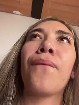 Iris lee online show from 01.02.25