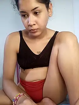 Snapshot of Caccau_scorpion chatting on 02.07.25 Caccau scorpion online show from 02.07.25