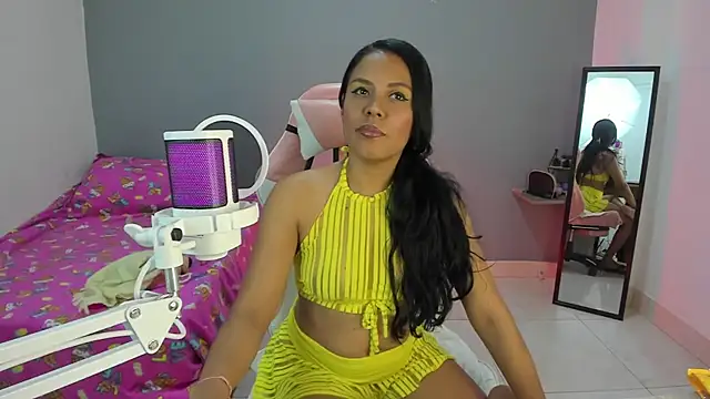 Snapshot of nicol_jone1 chatting on 01.23.25 nicol jone1 online show from 01.23.25
