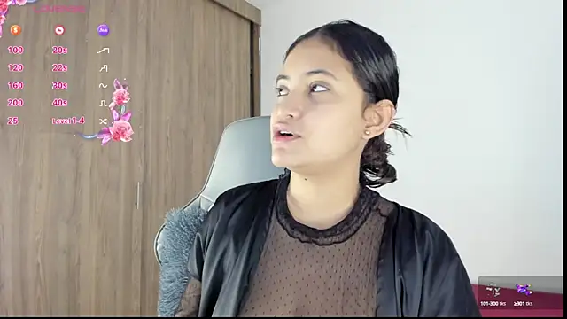 Snapshot of Isa_squirt1 chatting on 02.23.25 Isa squirt1 online show from 02.23.25