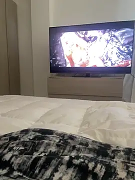 Snapshot of luna_14 chatting on 09.29.25 luna 14 online show from 09.29.25