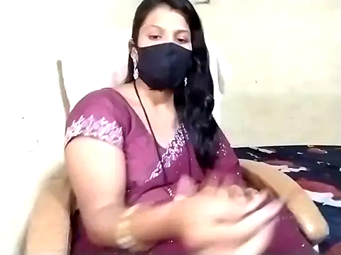 Snapshot of Mumbaistar chatting on 10.15.25 Mumbaistar online show from 10.15.25