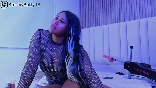 StormyButty18 online show from 02.24.25