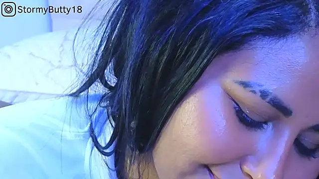 StormyButty18 online show from 02.26.25