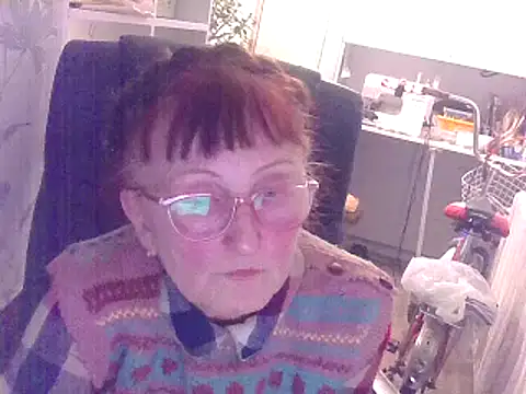 Snapshot of TanyaSweet634 chatting on 02.18.25 TanyaSweet634 online show from 02.18.25