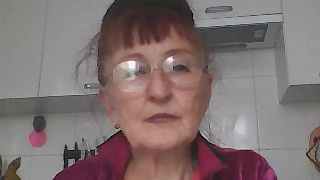 Snapshot of TanyaSweet634 chatting on 09.18.25 TanyaSweet634 online show from 09.18.25