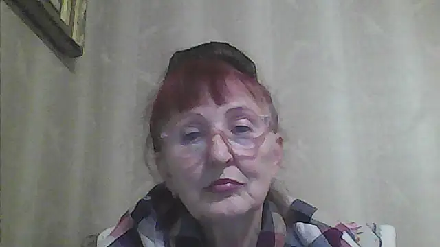 Snapshot of TanyaSweet634 chatting on 10.06.25 TanyaSweet634 online show from 10.06.25