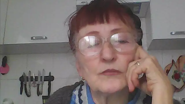Snapshot of TanyaSweet634 chatting on 10.15.25 TanyaSweet634 online show from 10.15.25