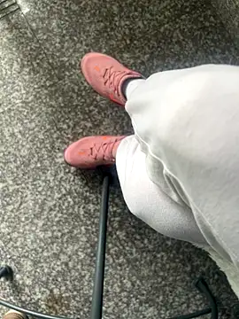 FeetVibe online show from 10.11.25