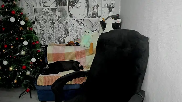 Snapshot of Martha_Cameron chatting on 12.23.24 Martha Cameron online show from 12.23.24