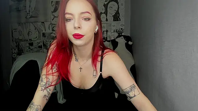 Snapshot of Martha_Cameron chatting on 09.21.25 Martha Cameron online show from 09.21.25