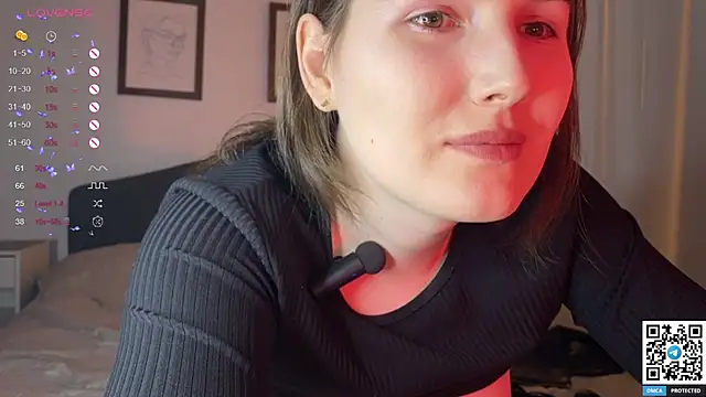 Snapshot of Maria_Bowie chatting on 02.27.25 Maria Bowie online show from 02.27.25
