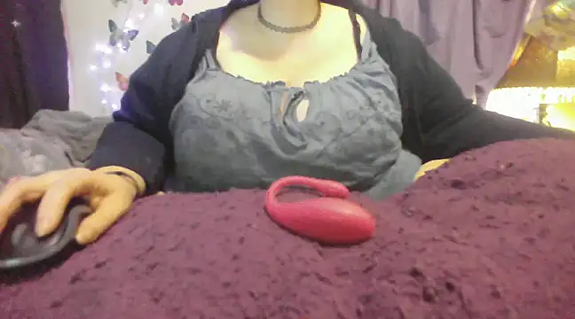 Snapshot of Alli_Kat chatting on 01.03.25 Alli Kat online show from 01.03.25