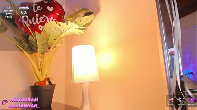 Snapshot of lil_hanna18 chatting on 03.08.25 lil hanna18 online show from 03.08.25