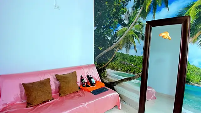 Mieldeluna online show from 01.08.25