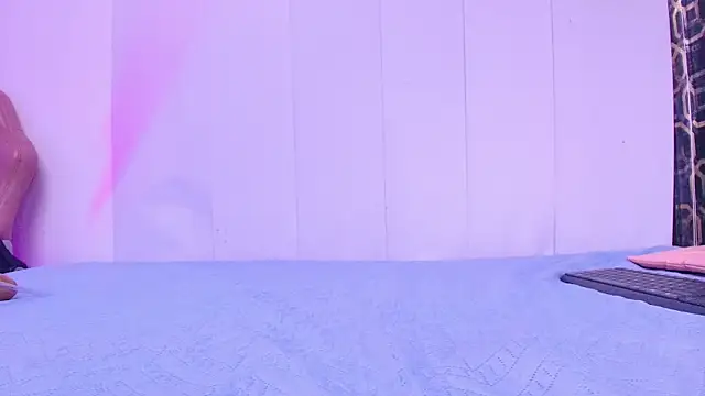 franyelimss online show from 10.25.25