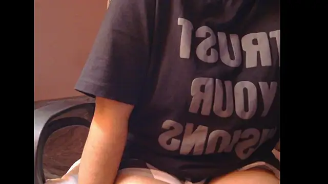Snapshot of AngelLiza69 chatting on 03.17.25 AngelLiza69 online show from 03.17.25