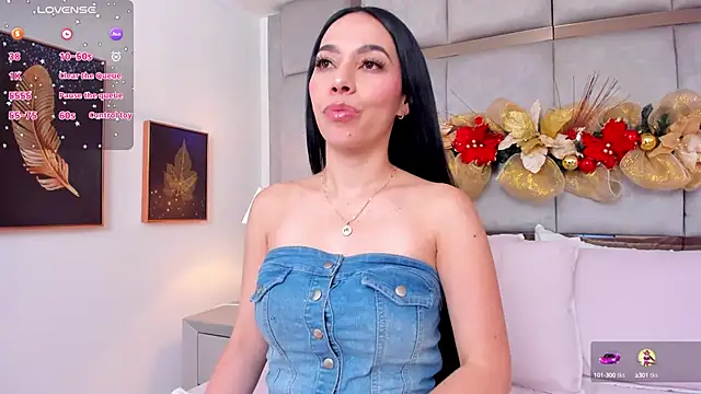 Snapshot of AmbarJensen chatting on 12.29.24 AmbarJensen online show from 12.29.24