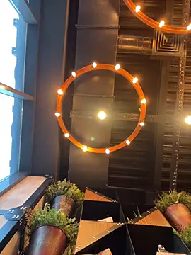 SuzieMurray online show from 12.30.24