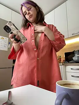 SuzieMurray online show from 02.13.25