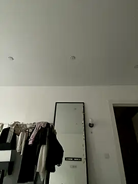 SuzieMurray online show from 12.05.25