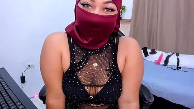 Snapshot of Kendra_Kait chatting on 03.14.25 Kendra Kait online show from 03.14.25