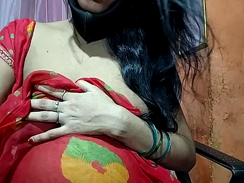 Snapshot of poojaxxx65 chatting on 09.17.25 poojaxxx65 online show from 09.17.25