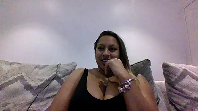 Snapshot of TEMPTING-TAMMY chatting on 01.13.25 TEMPTING-TAMMY online show from 01.13.25