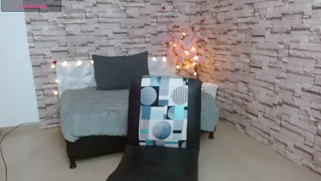 Snapshot of Vanse_lust chatting on 02.12.25 Vanse lust online show from 02.12.25