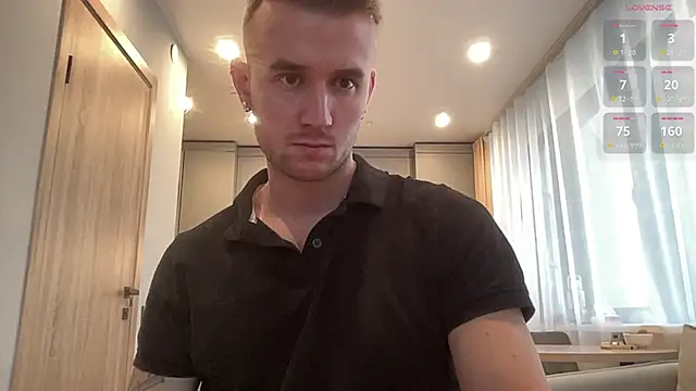 Snapshot of cute_mark chatting on 10.14.25 cute mark online show from 10.14.25