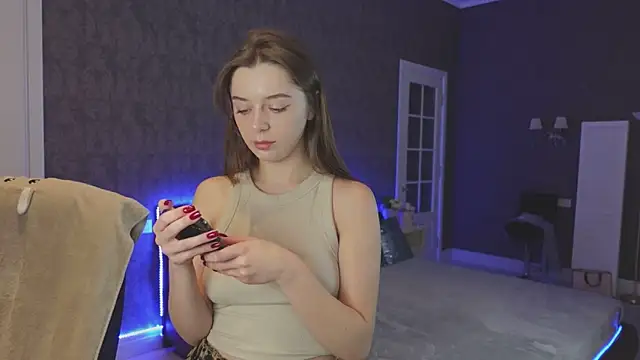 DinaCandy online show from 02.14.25