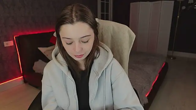 DinaCandy online show from 03.13.25